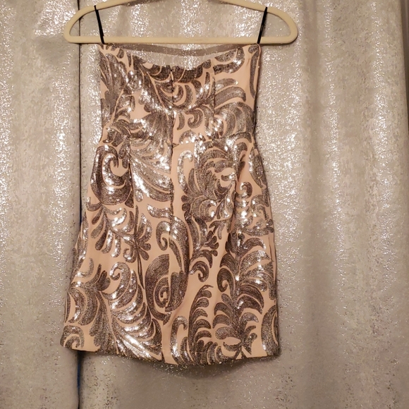 Sequin mini dress (4 for $50 - Bundle) - Picture 4 of 7